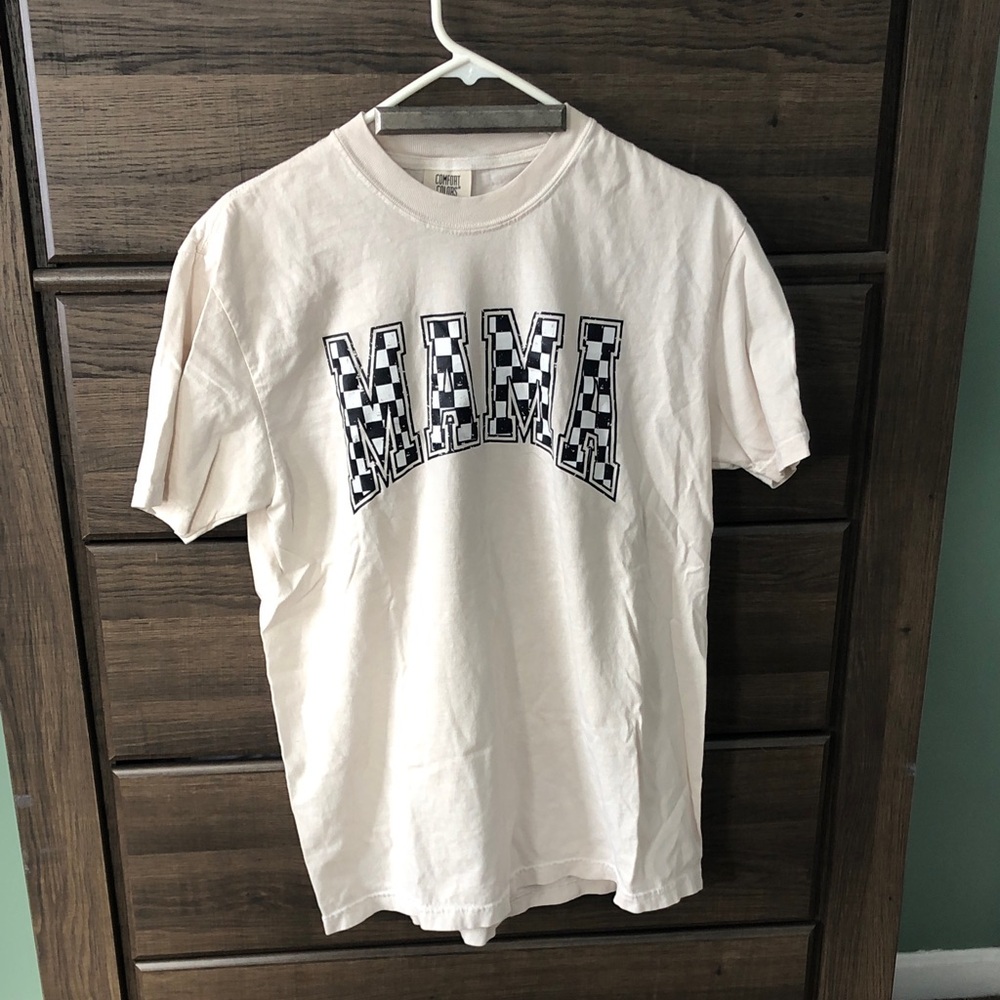 Comfort Colors Cream Graphic Tee